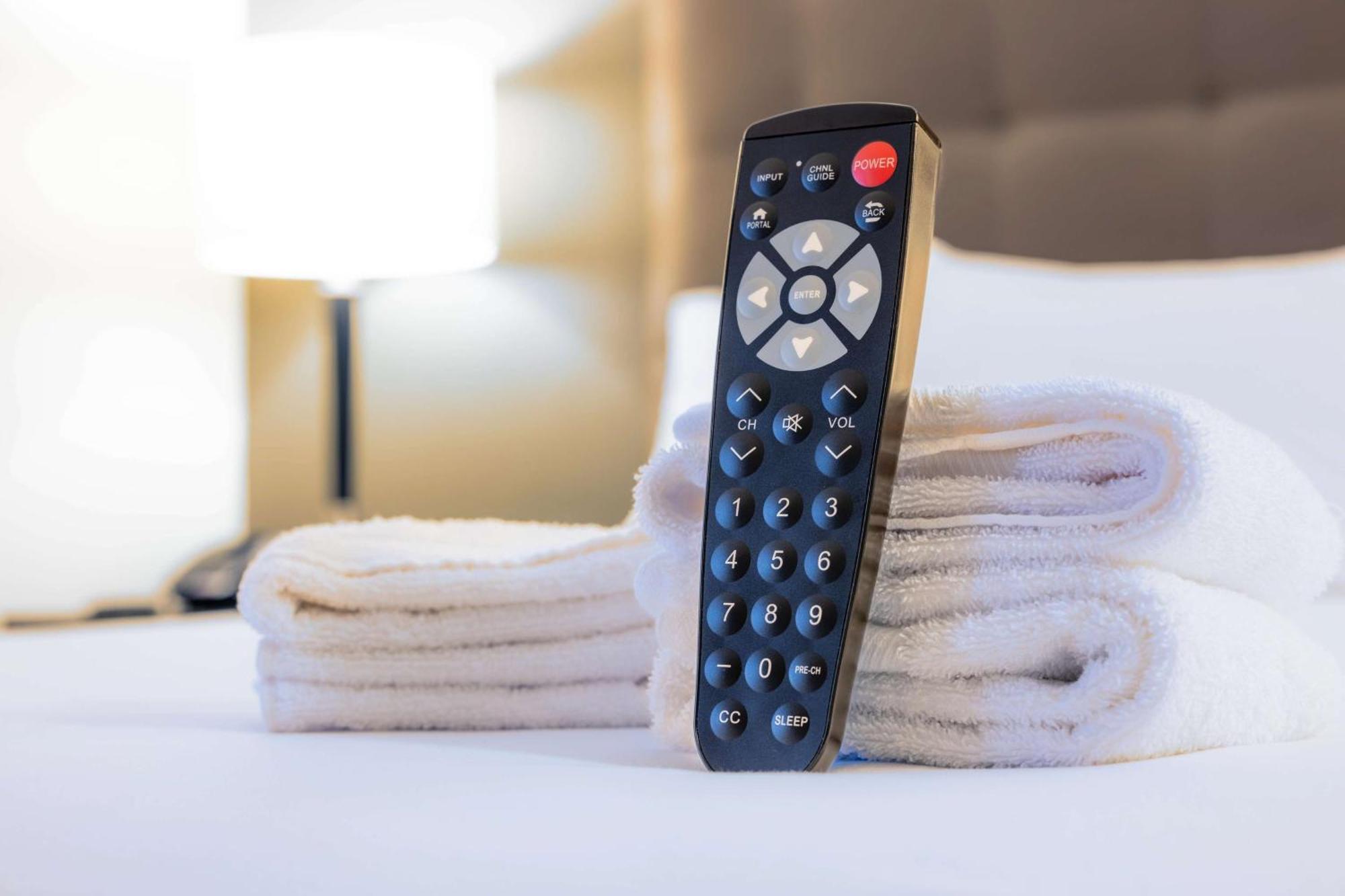 Drury Inn & Suites Louisville East Bagian luar foto