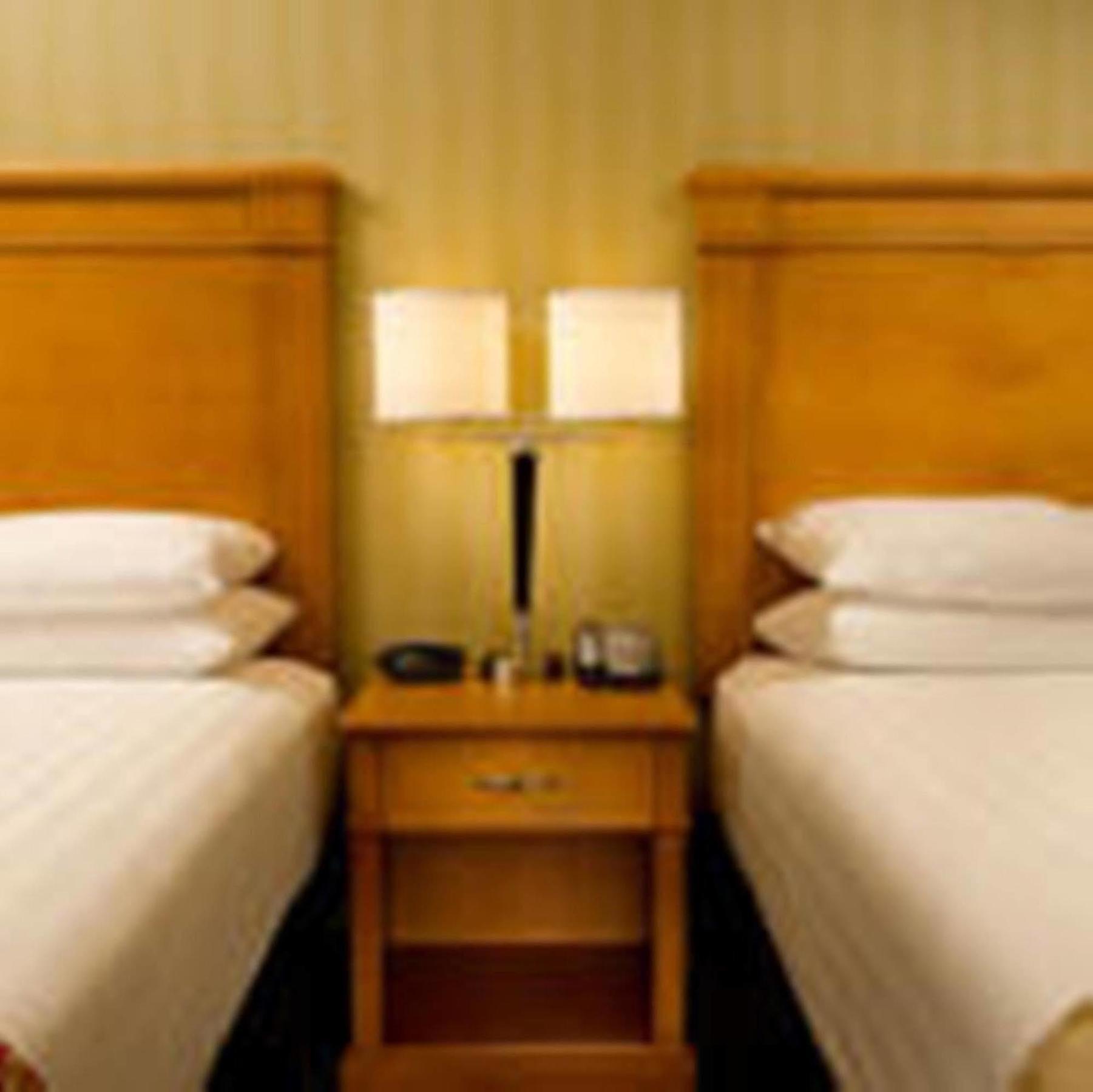 Drury Inn & Suites Louisville East Bagian luar foto